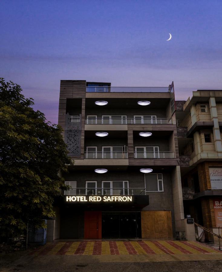 Hotel Red Saffron New Delhi Exterior photo